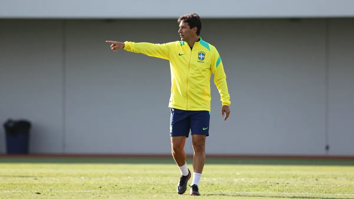 Carlo Ancelotti convocou dez atletas de clubes brasileiros para os amistosos da Seleção, a maior quantidade em uma lista...